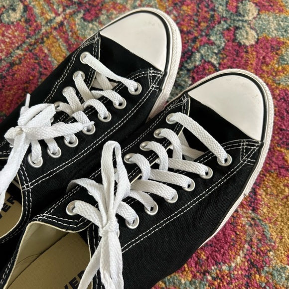 Converse | Unisex black classic All Star lace up sneakers Men’s 9.5 Women’s 11.5 - Picture 10 of 16